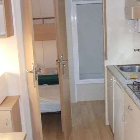 Mobil-home Avec Terrasse Pour 5 Personnes - Api-1-52-1674 Saint-Pée-sur-Nivelle