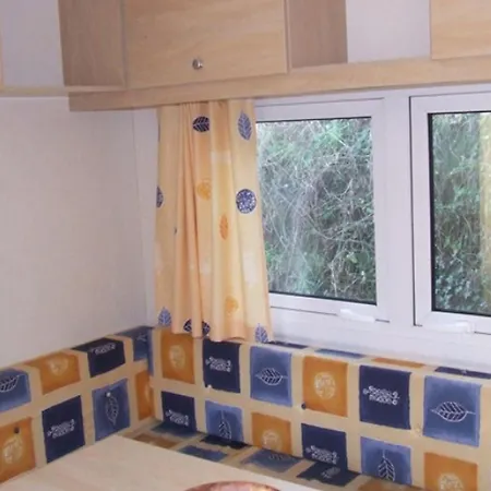 Mobil-home Avec Terrasse Pour 5 Personnes - Api-1-52-1674 Camping Saint-Pée-sur-Nivelle