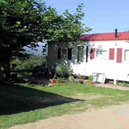 Mobil-home Avec Terrasse Pour 5 Personnes - Api-1-52-1674 * Saint-Pée-sur-Nivelle
